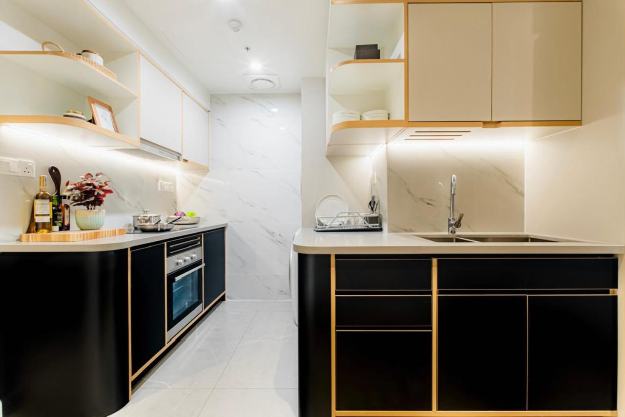 Zenity Luxury Apartment In District 1 Since 2024 胡志明市 外观 照片