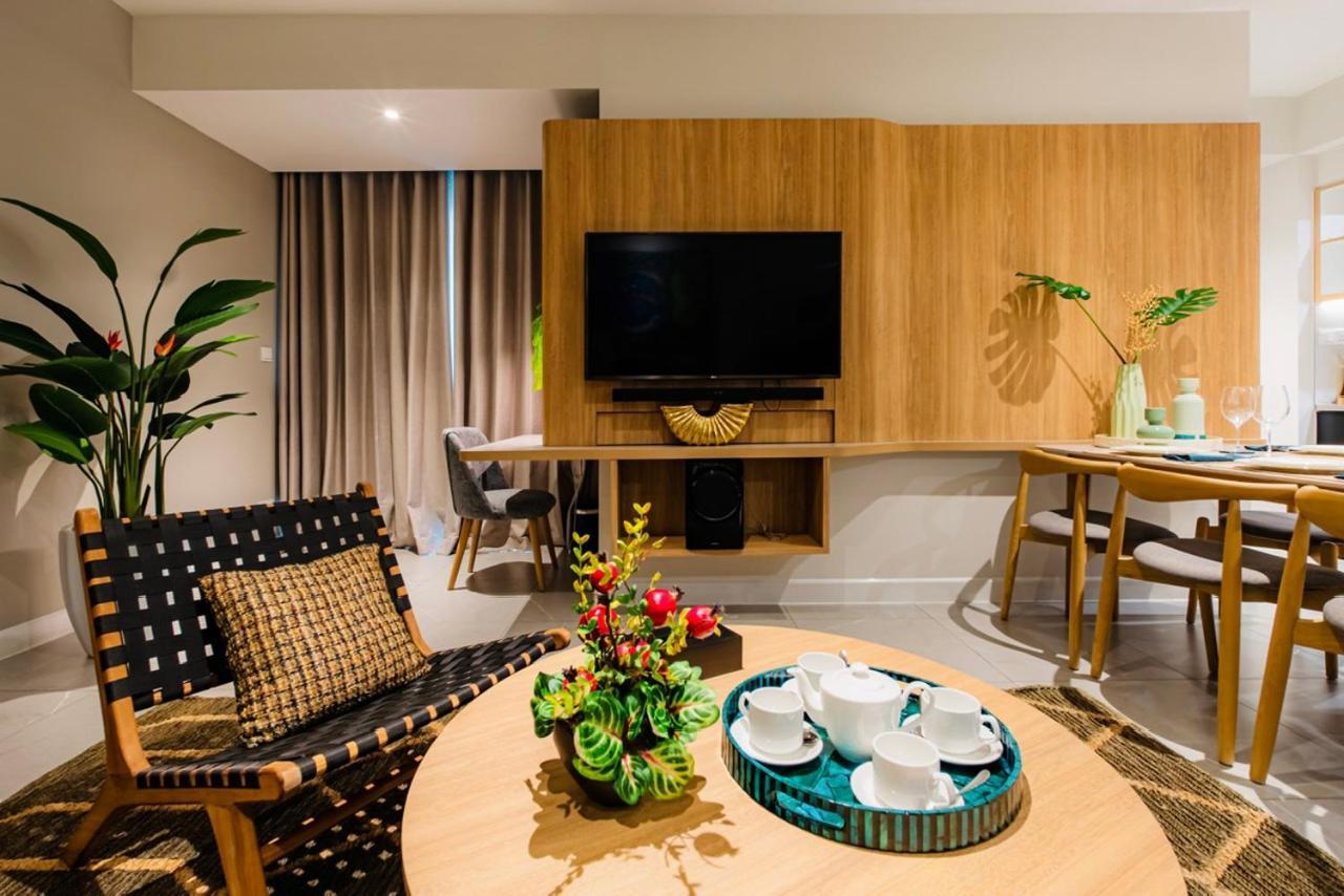 Zenity Luxury Apartment In District 1 Since 2024 胡志明市 外观 照片