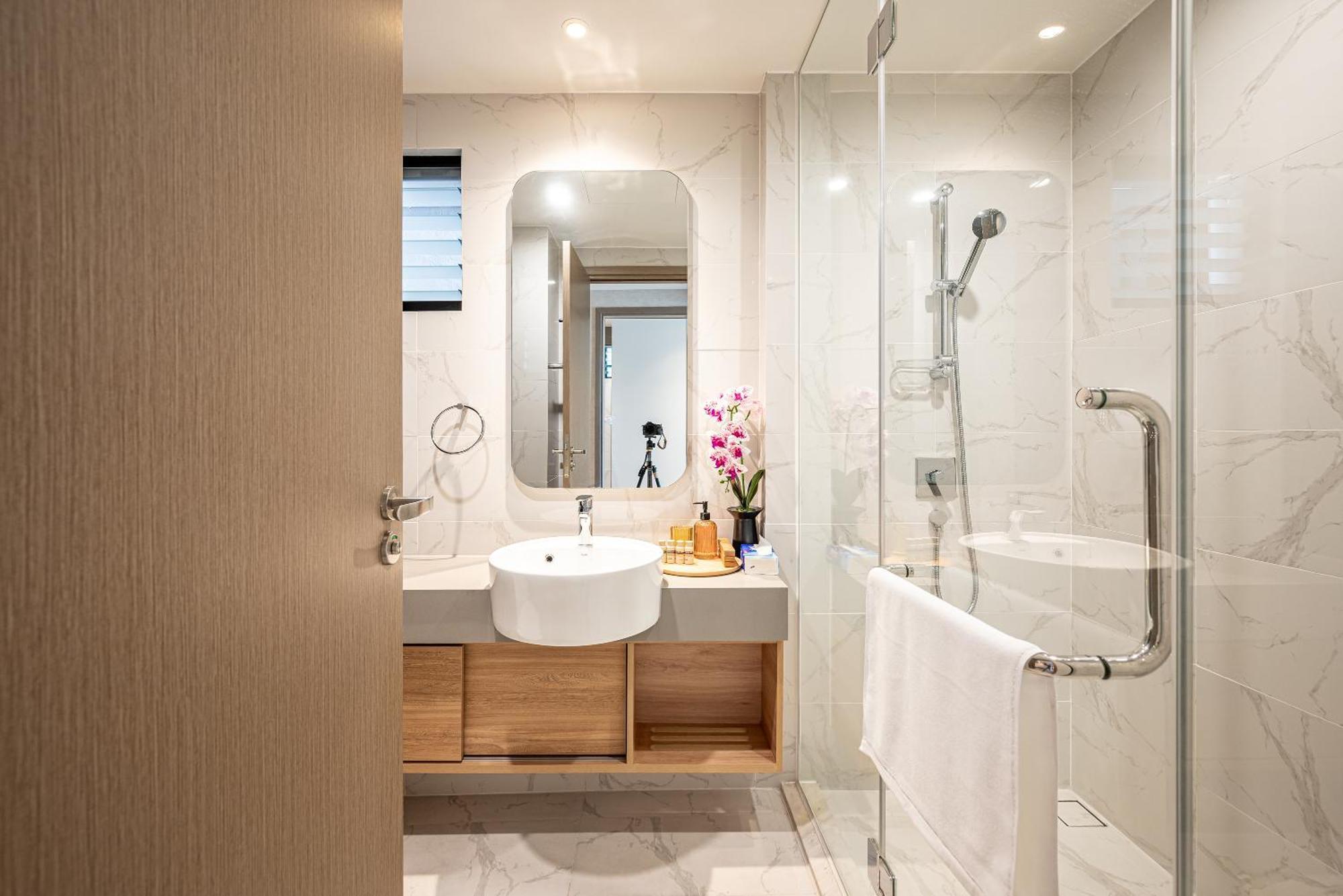 Zenity Luxury Apartment In District 1 Since 2024 胡志明市 外观 照片